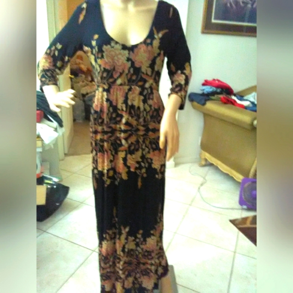 BNWOT FREE PEOPLE MAXI DRESS BLACK W/ BEAUTIFUL FLORALS LOVELY FLOWING SZ. MED - Picture 1 of 8